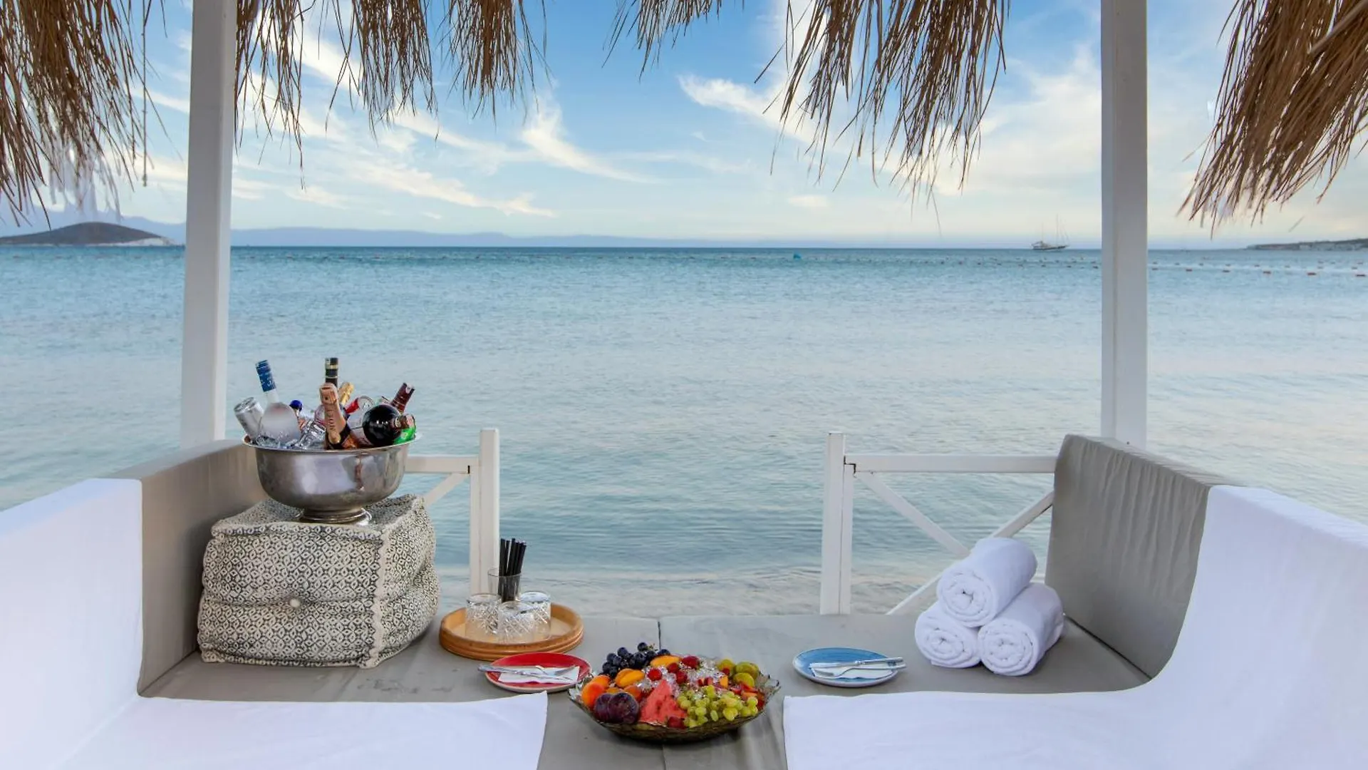 Alacati Beach Resort Hotel