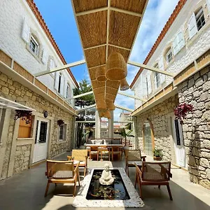 Monk Hotel