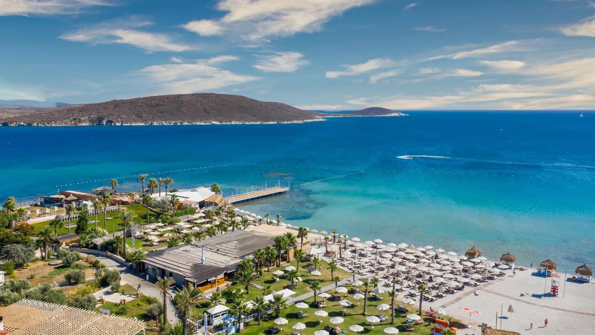 Alacati Beach Resort Hotel