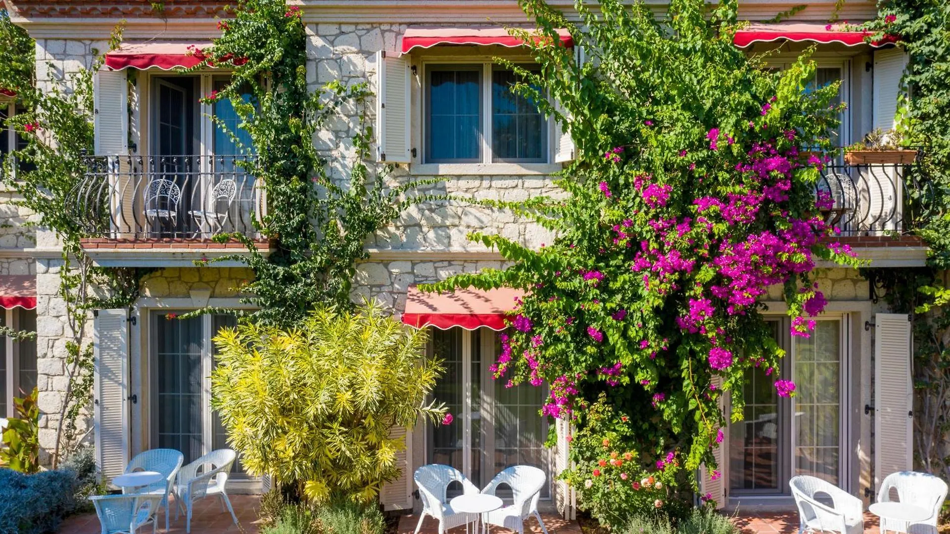 Alacati Beach Resort Hotel