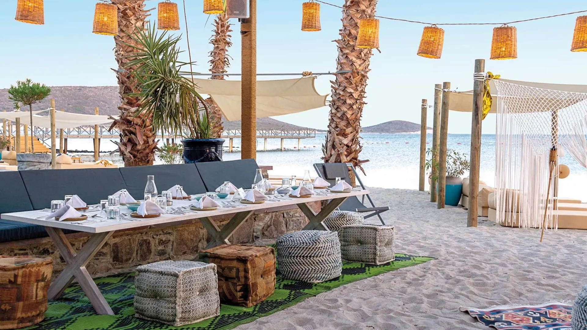 Alacati Beach Resort Hotel